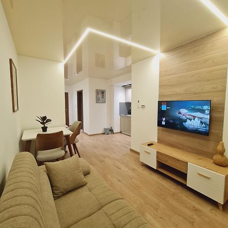 Airport Molko Apartments Surčin المظهر الخارجي الصورة