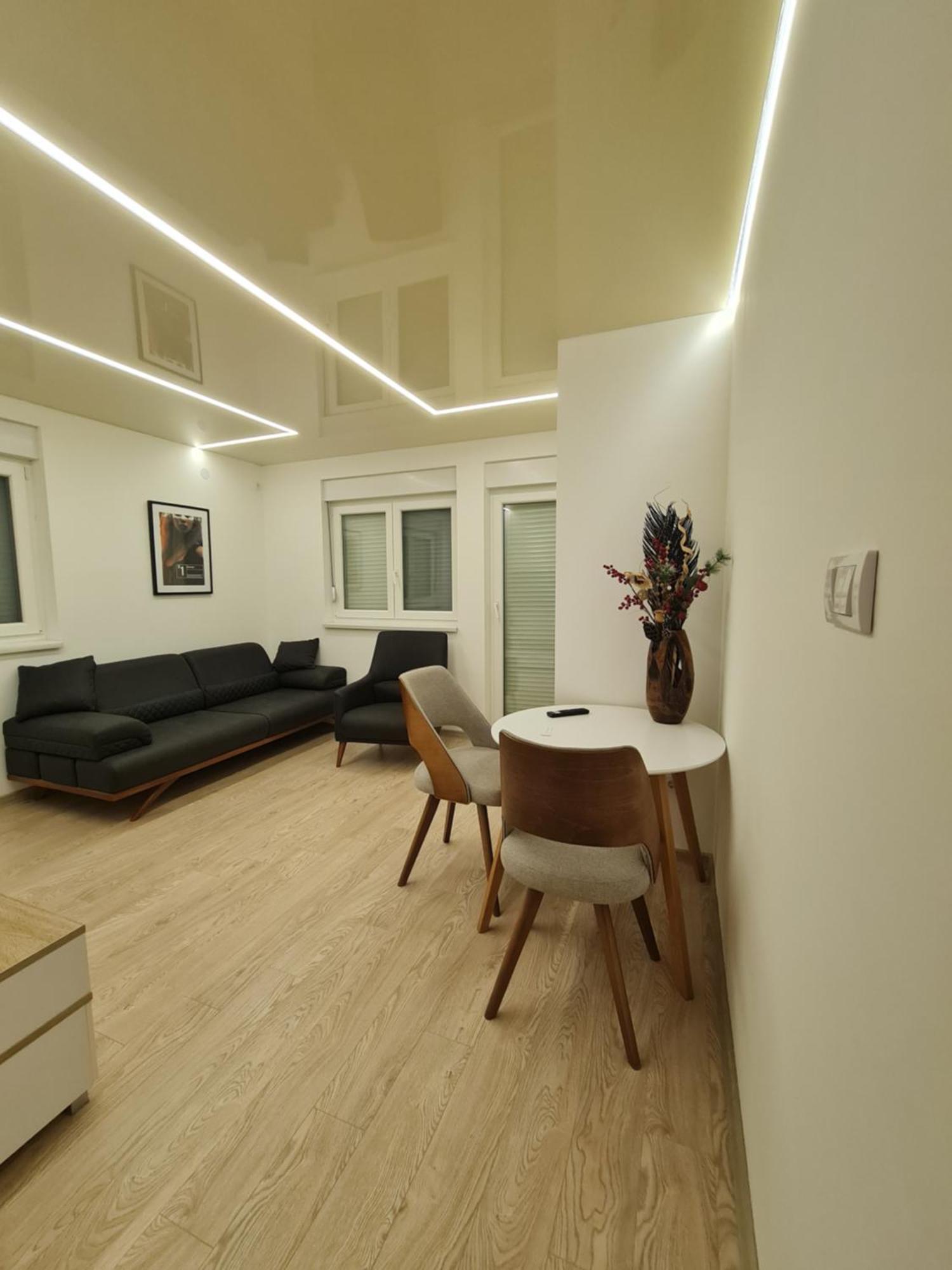 Airport Molko Apartments Surčin المظهر الخارجي الصورة