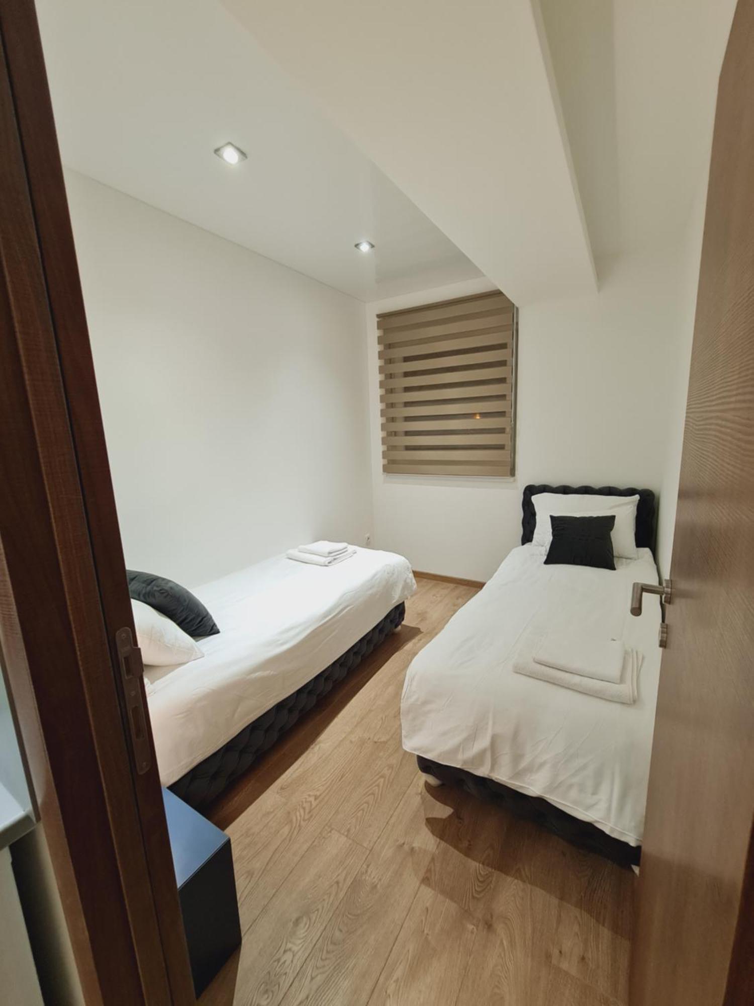 Airport Molko Apartments Surčin المظهر الخارجي الصورة