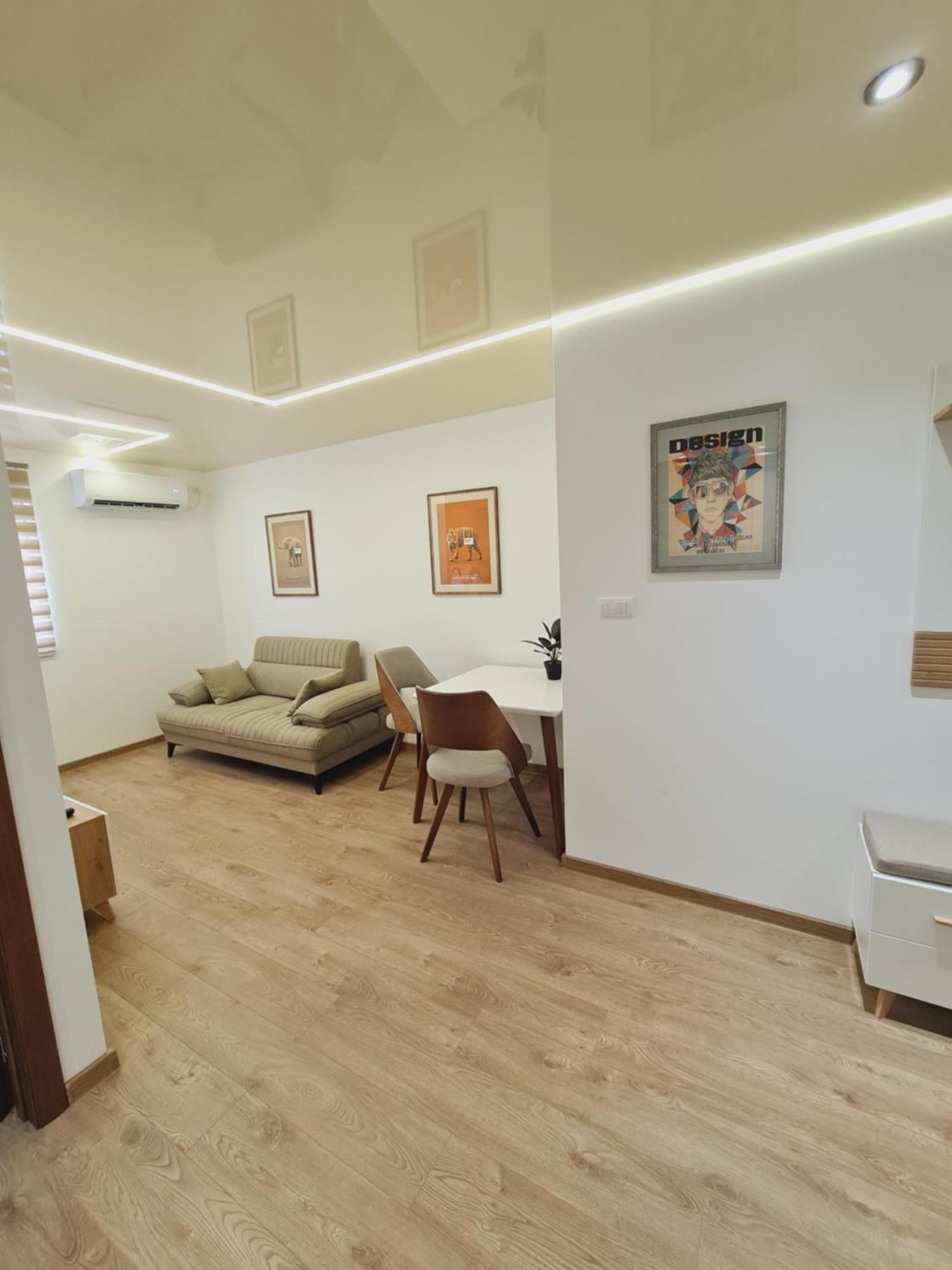Airport Molko Apartments Surčin المظهر الخارجي الصورة